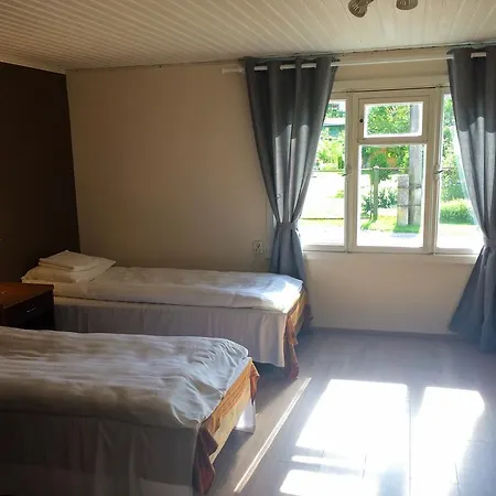 Uusallika Puhkemaja Hébergement de vacances *